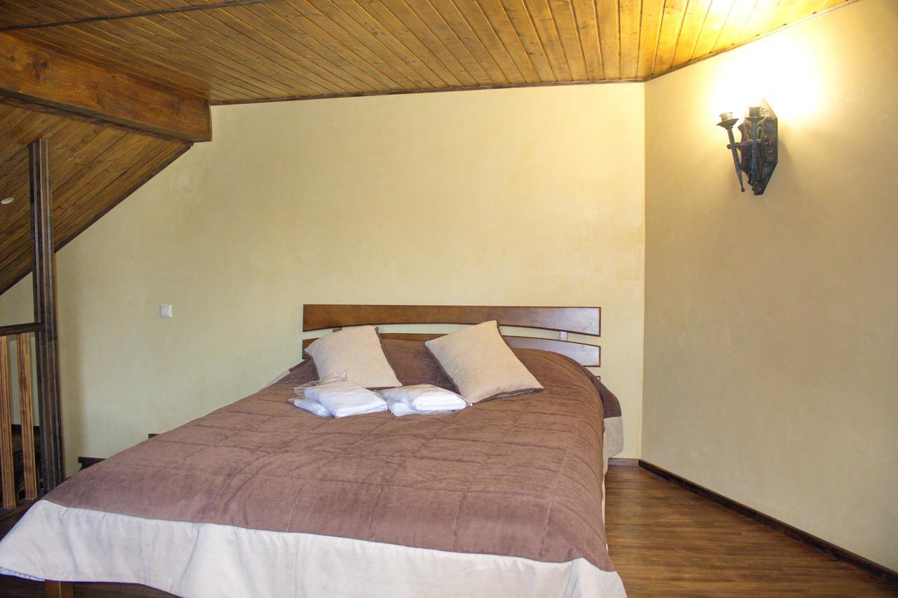 Hotel Smotrytska Vezha Kamianets-Podilskyi Exterior foto