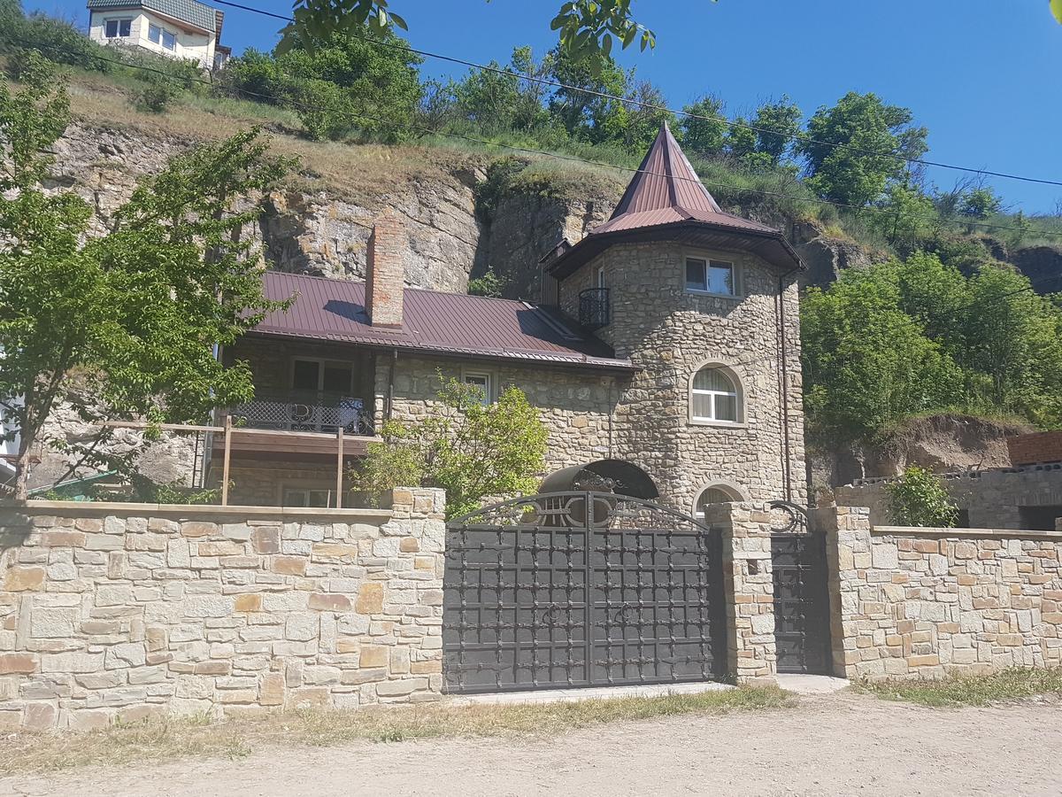 Hotel Smotrytska Vezha Kamianets-Podilskyi Exterior foto